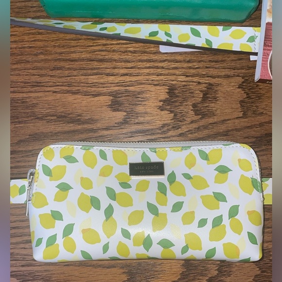 Kate Spade Belt Bag Set of Two, Lemon & Green NWT - Picture 8 of 16